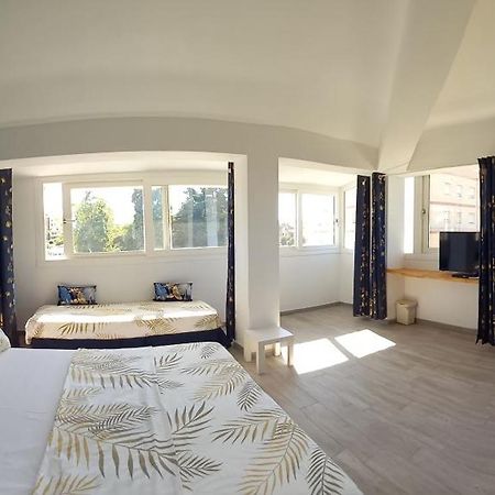 Stasonis Hotell Quartu SantʼElena Exteriör bild